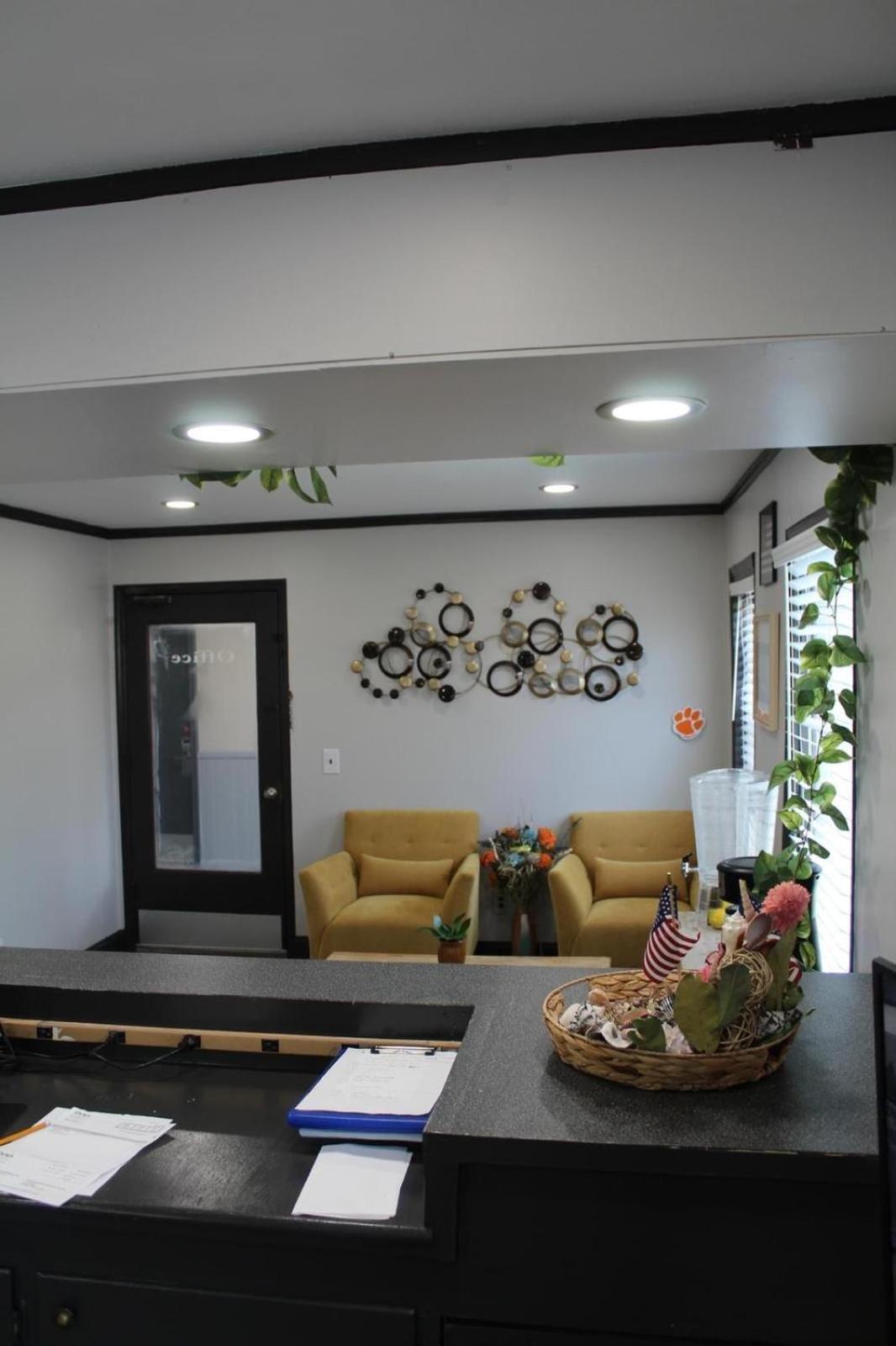 Raceway Inn Дарлингтон Экстерьер фото